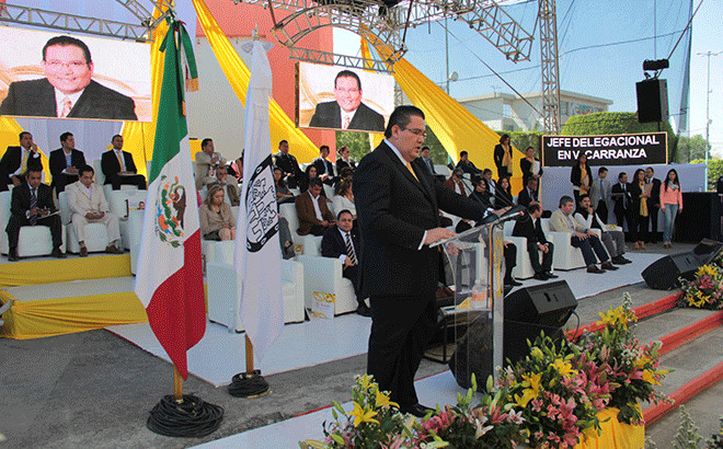 MANUEL BALLESTEROS RINDE SU PRIMER INFORME DE GOBIERNO.