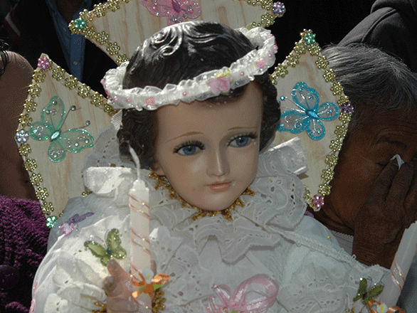 La tradicional feria del niño Dios se realiza en la explanada de la delegación V. CARRANZA