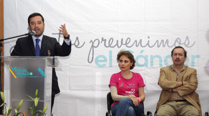 Aplica Miguel Hidalgo vacuna contra virus del papiloma humano a niñas menores de 12 años