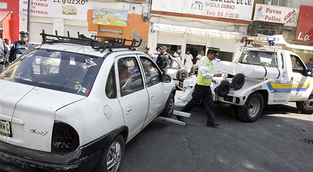 SEGURIDAD PÚBLICA DE CUAUHTÉMOC PONE ORDEN VIAL EN CALLES DEL CENTRO