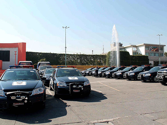 V. CARRANZA: 30 PATRULLAS Y 7 CAMIONETAS MÃS PARA REFORZAR LA SEGURIDAD