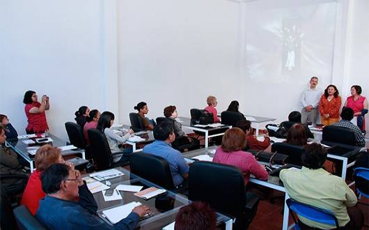 Tlalpan y UACM capacitan a emprendedores de negocios
