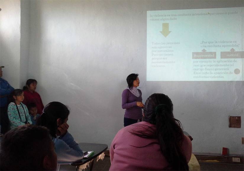 Imparten talleres de Derechos Humanos en 28 primarias y secundarias