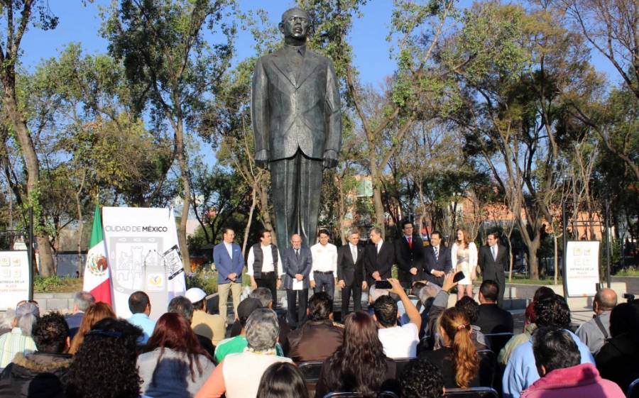 ENTREGA DE PLAZA LÁZARO CÁRDENAS EN LA DELEGACIÓN CUAUHTÉMOC