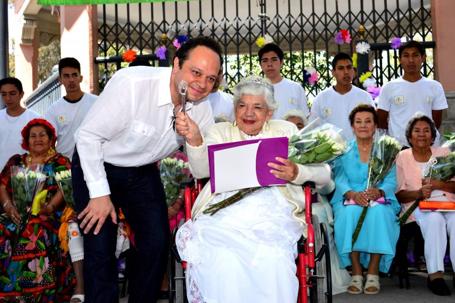 RECONOCEN A EMBAJADORAS DE LA PRIMAVERA EN AZCAPOTZALCO