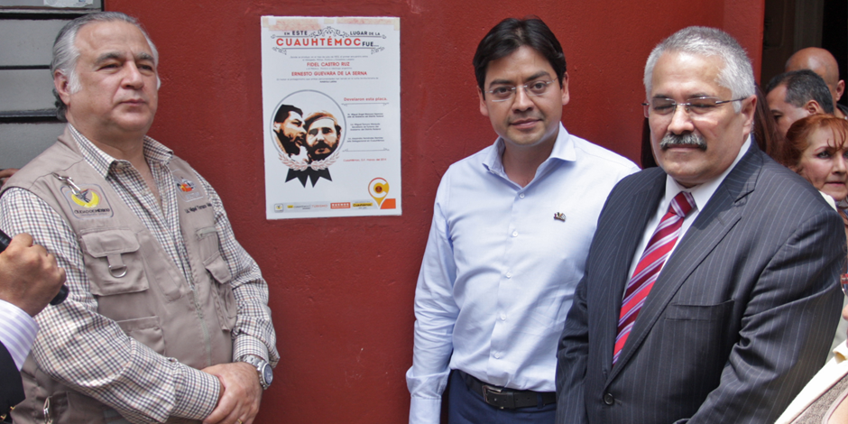 DEVELAN PLACA EN EL LUGAR DEL PRIMER ENCUENTRO ENTRE EL CHE GUEVARA Y FIDEL CASTRO