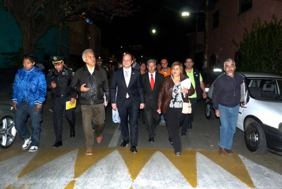 REALIZA SERGIO PALACIOS RECORRIDOS NOCTURNOS EN COLONIAS