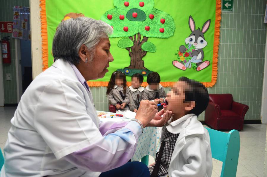 APLICAN FLÚOR A 500 NIÑOS EN CENDIS DE AZCAPOTZALCO