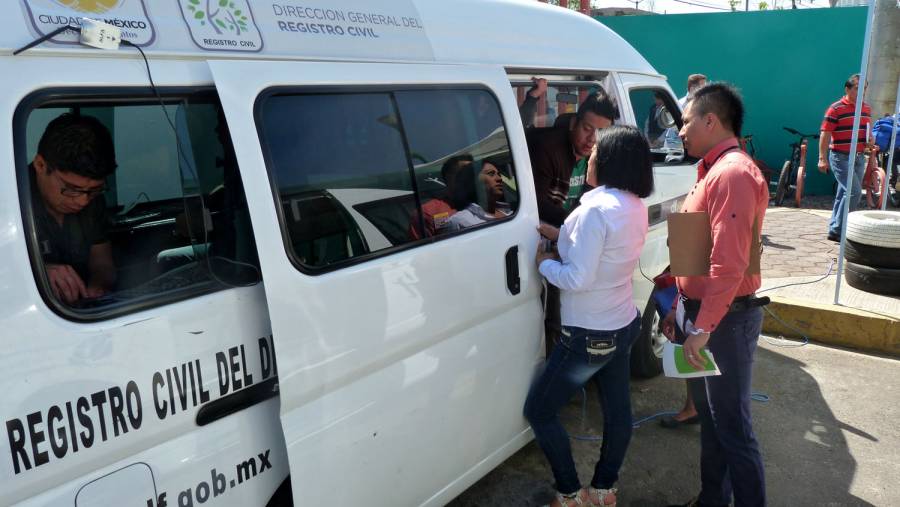 AZCAPOTZALCO OFRECE TRÁMITES DE REGISTRO CIVIL EN JUEVES DE AUDIENCIA