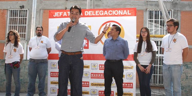 PROMUEVE ALEJANDRO FERNÁNDEZ ARTE ENTRE PERSONAS CON DISCAPACIDAD