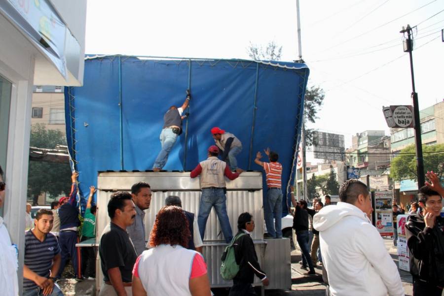 Retira la Delegación Benito Juárez comerciantes de vía pública en Narvarte Poniente
