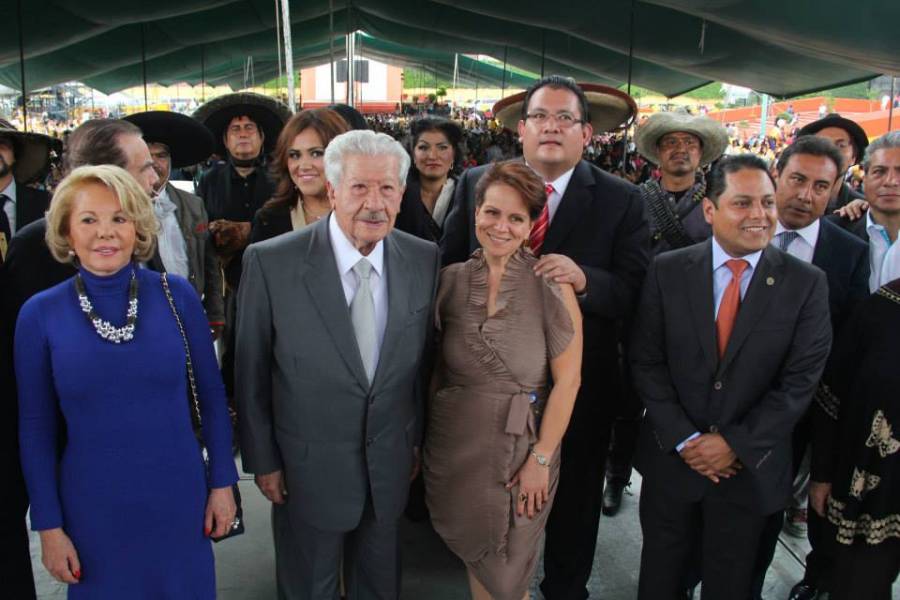 EMOTIVO HOMENAJE A DON IGNACIO LÓPEZ TARSO EN VENUSTIANO CARRANZA
