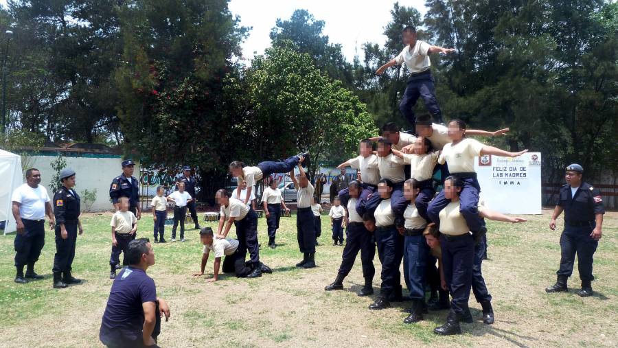 CAPACITAN EN AZCAPOTZALCO A NIÑOS EN PROTECCIÓN CIVIL