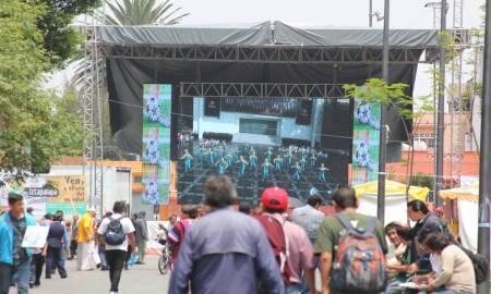 INSTALAN EN IZTAPALAPA PANTALLAS GIGANTES, PARA TRANSMITIR PARTIDOS DEL MUNDIAL