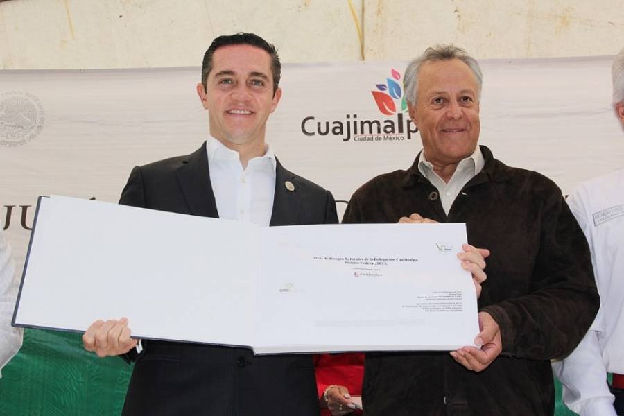 RECIBE POR PRIMERA VEZ CUAJIMALPA SU ATLAS DE RIESGO