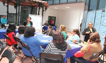 Benito JuÃ¡rez inaugura curso de hidroponia