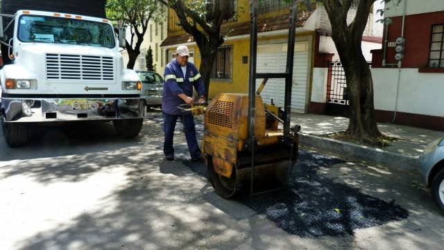 AVANZA AZCAPOTZALCO 83 POR CIENTO EN PROGRAMA DE BACHEO