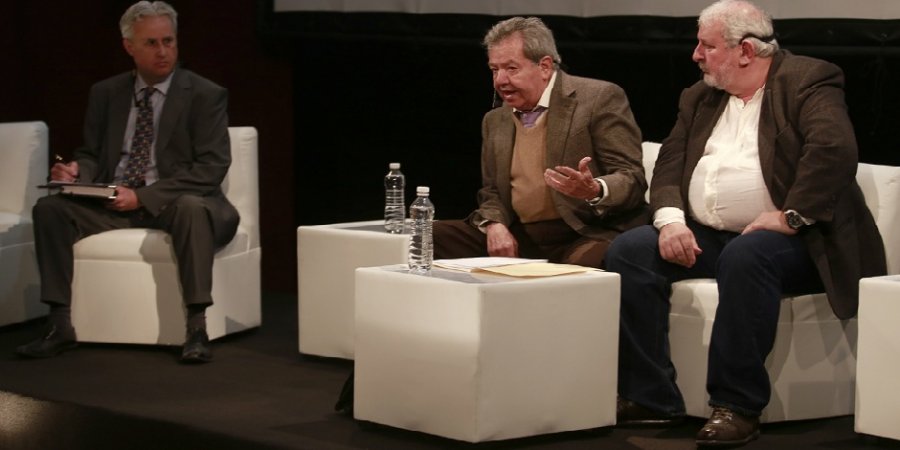 DEFIENDE MUÑOZ LEDO PROYECTO CULTURAL UNIVERSAL ANTIELITISTA