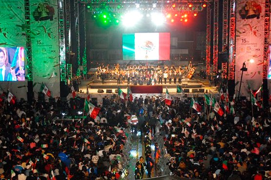 DISFRUTAN 80 MIL PERSONAS EL GRITO DE INDEPENDENCIA EN IZTAPALAPA