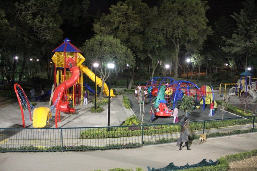 RECUPERA PARQUE HUNDIDO SU BELLEZA Y FUNCIONALIDAD
