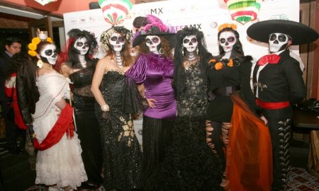 BUSCA CUAUHTÃ‰MOC GUINNESS DE CATRINAS