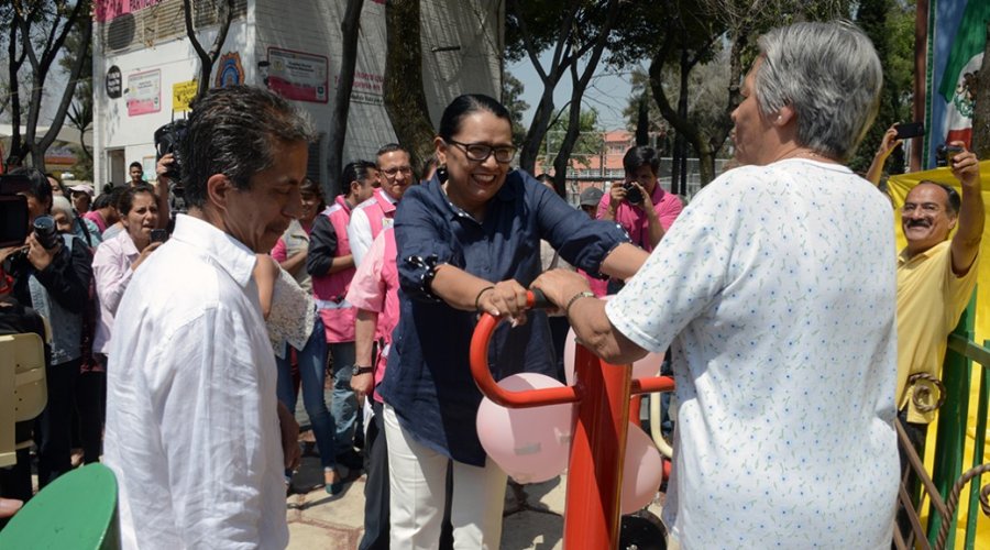 Vecinos de Peralvillo recuperan espacio para foro al aire libre con Programa de Mejoramiento Barrial