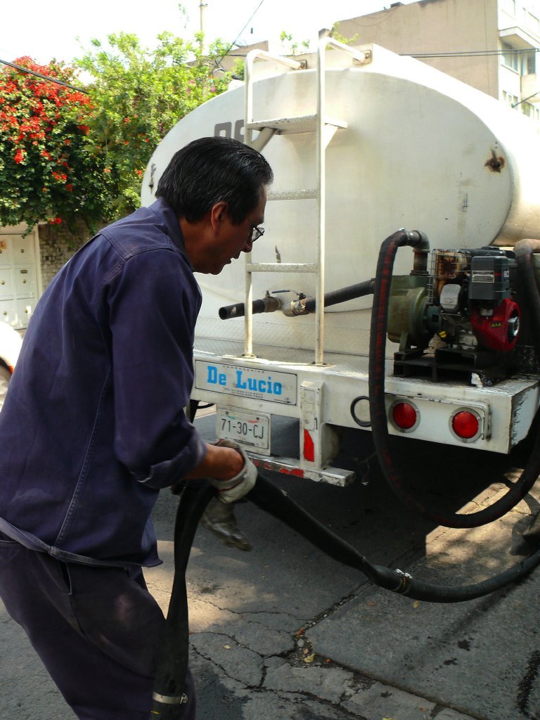 ABASTECERÁ BENITO JUÁREZ A COLONIAS AFECTADAS POR ESCASEZ DE SUMINISTRO DE AGUA