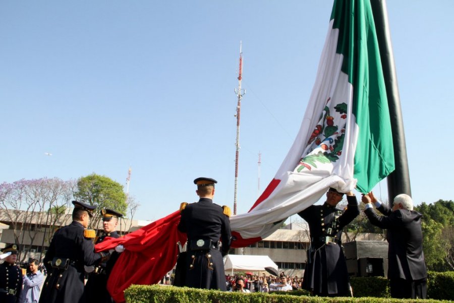 Celebran en Benito Juárez Ceremonia Cívica del Día de la Bandera