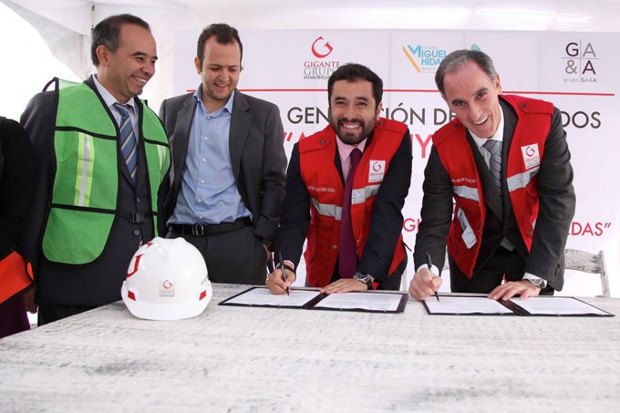 FIRMA MIGUEL HIDALGO 150 CONVENIOS CON EMPRESAS, PROMUEVE 7 MIL VACANTES Y CONCRETA 4 MIL EMPLEOS