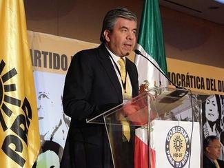 HOMBRES ARMADOS ROBAN INFORMACIÓN ELECTORAL DEL PRD EN EL DF