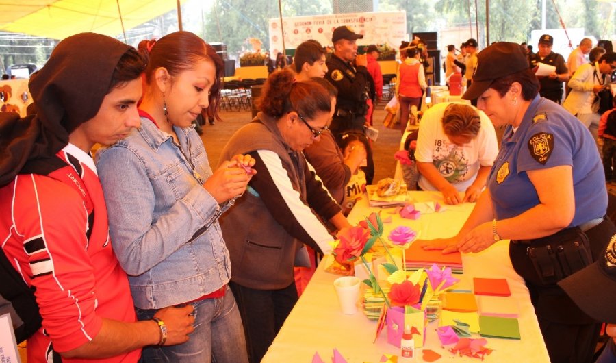EN XOCHIMILCO, MÁS DE 50 DEPENDENCIAS ESTUVIERON PRESENTES EN LA SEGUNDA FERIA DE LA TRANSPARENCIA