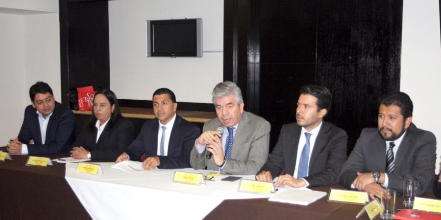 FACILITA DELEGACIÓN CUAUHTÉMOC INFORMACIÓN A EQUIPO DE TRANSICIÓN