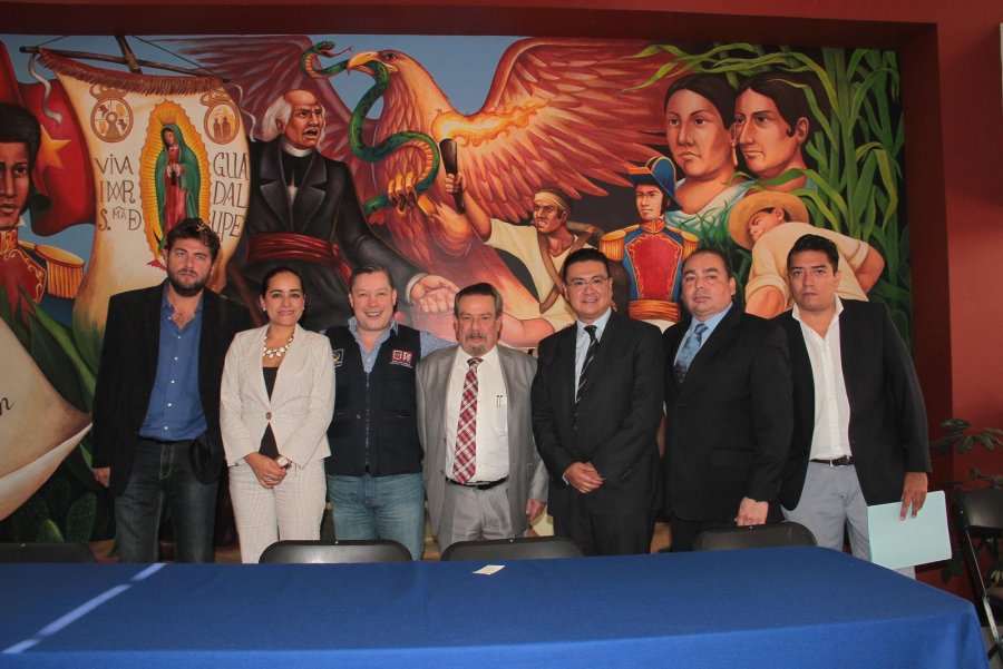 ANUNCIAN EN BJ LA FERIA DE LA EDUCACIÓN a€œBECATON 2015a€