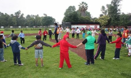 DISFRUTAN NIÃ‘OS CURSO DE VERANO EN DEPORTIVO AZCAPOTZALCO