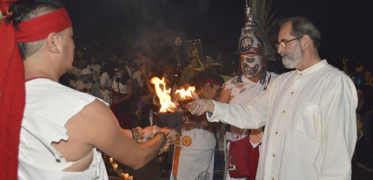 Con a€œCaminata de la Luza€ y a€œEncendido del Fuego Nuevoa€ finaliza Festival Cultural por el Día De Muertos en Azcapotzalco