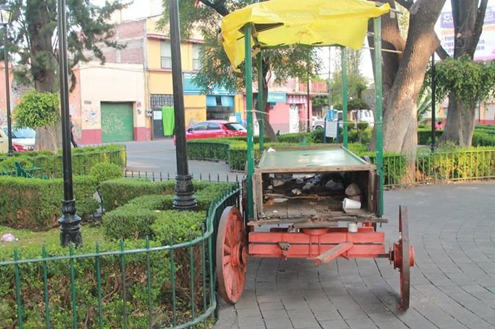 CONTINÚAN JORNADAS DE LIMPIEZA EN EL CENTRO HISTÓRICO DE XOCHIMILCO