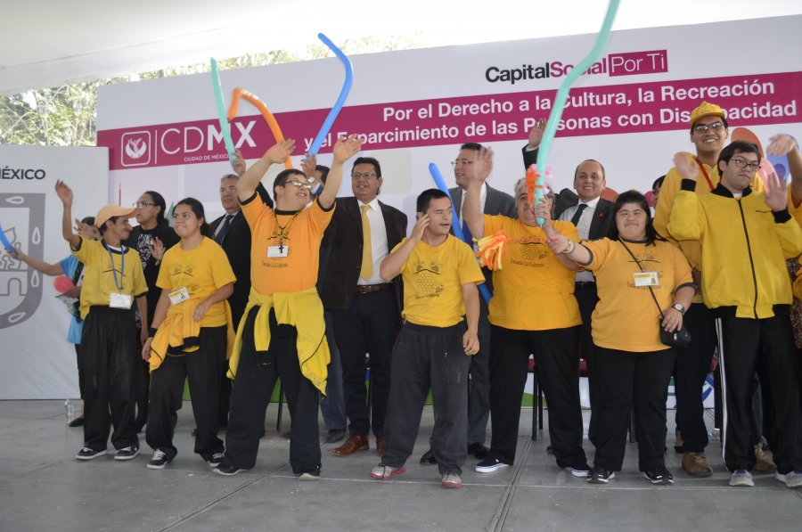 DIF DF y Delegación Iztacalco promueven derecho a la cultura y esparcimiento para las personas con discapacidad
