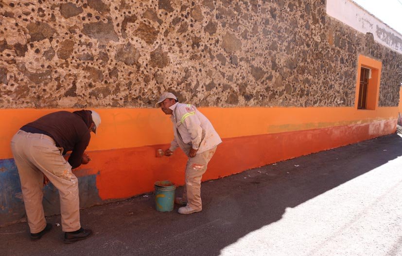 Mejora entorno urbano en calles de Tecómitl