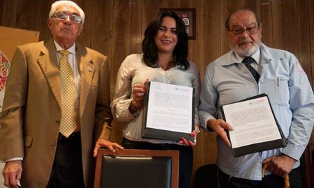 FIRMAN CONVENIO DELEGACIÃ’N IZTAPALAPA Y FUCAM PARA INSTALAR CENTRO DE DETECCIÃ“N DE CÃNCER DE MAMA.