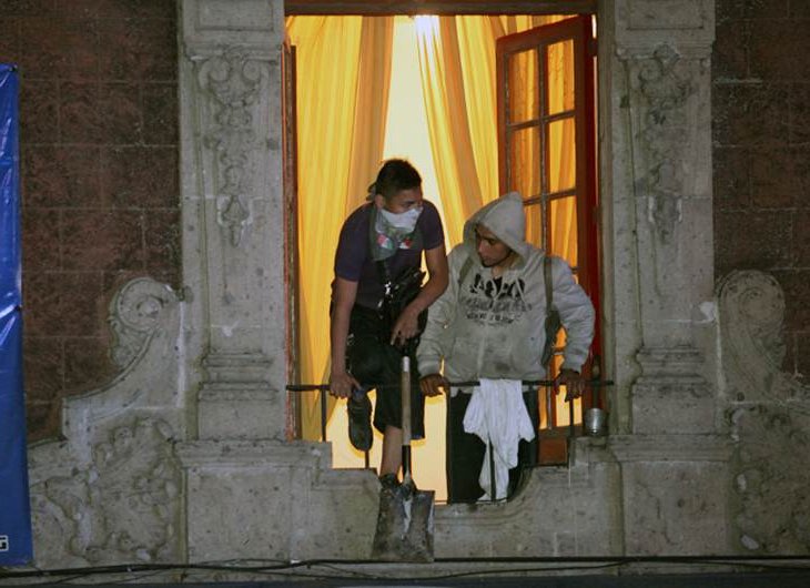 Asegura Policía del DF a 73 personas involucradas en desalojo del edificio Gaona inmueble declarado monumento artístico