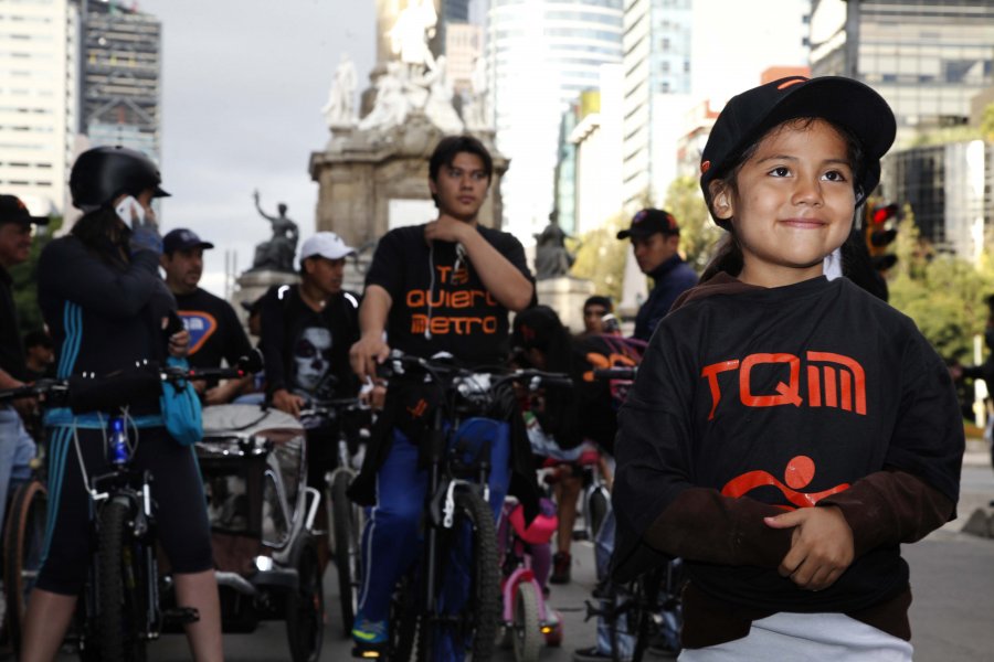 SALE LA COMUNIDAD METRO A CELEBRAR 45 ANIVERSARIO EN EL CICLOTÓN