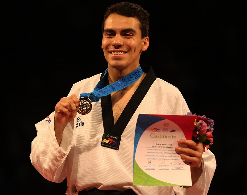 VIAJA LA SELECCIÓN DE TAEKWONDO A LA COPA MUNDIAL POR EQUIPOS