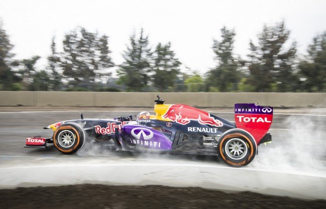 Carlos Sainz y Daniel Ricciardo prueban la nueva pista del Autódromo Hermanos Rodríguez