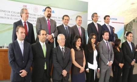 FIRMAN CONVENIO PRO AUTOS ELÃ‰CTRICOS E HIBRIDOS