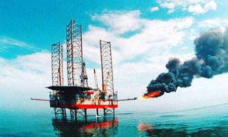 Debaten reservas de senadores del PRD sobre renta petrolera