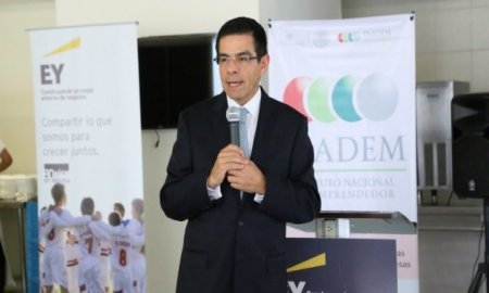 ASISTE ENRIQUE JACOB A LA PRESENTACIÃ“N DEL ESTUDIO EMPRENDIMIENTO SOCIAL