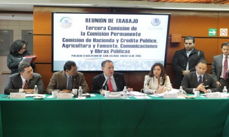 Solicitan a Banxico estabilizar tipo de cambio del peso frente al dÃ³lar