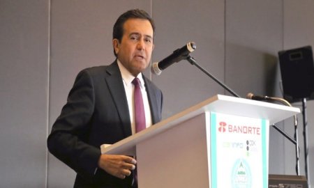 PARTICIPA EL SECRETARIO DE ECONOMÃA EN EL FORO AUTOMOTOR AMDA 2015
