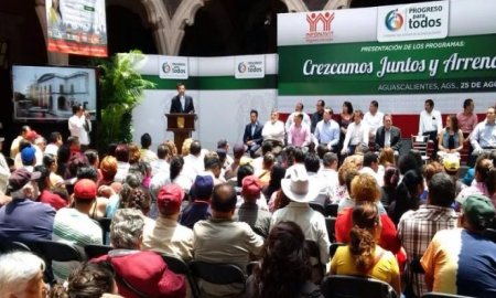 ENTREGA INADEM APOYOS A EMPRENDEDORES DE AGUASCALIENTES