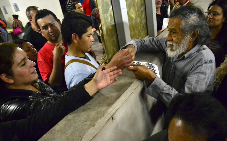 INAUGURA STC EXPOSICIÓN EL MAÍZ DE NUESTRO SUSTENTO, DEL MAESTRO FRANCISCO TOLEDO EN LA ESTACIÓN ZAPATA